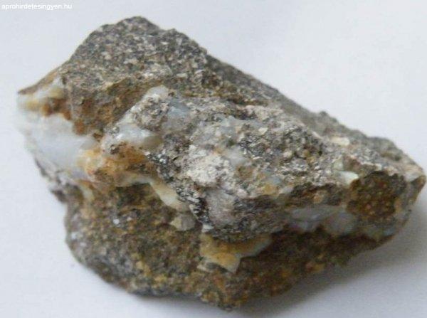 Edelopál ásvány / Veresvagás/
