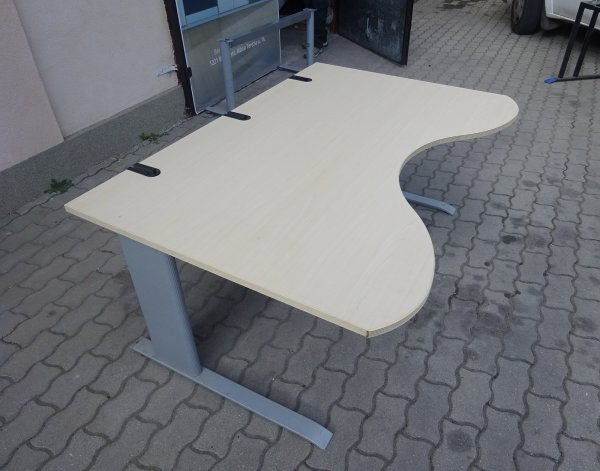 Állítható íróasztal, Bene asztal, használt irodabútor