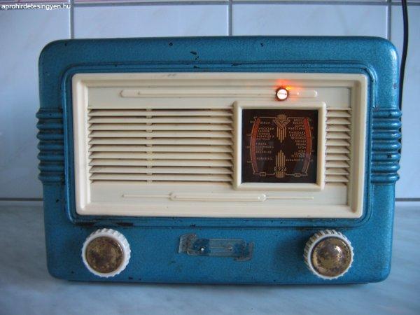 Badacsony R 926-os rádió eladó.