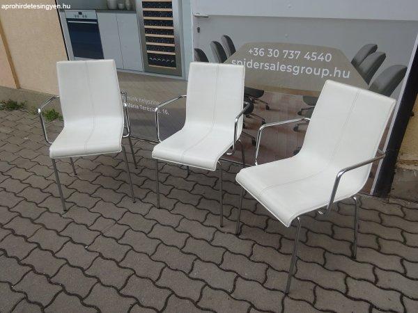 Pedrali Kuadra fehér bőr székek krómozott karfás