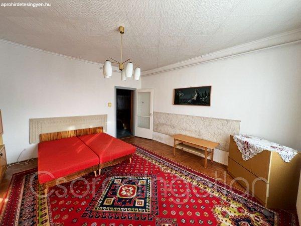Beled - 3 szoba nappalis összkomfortos ház eladó