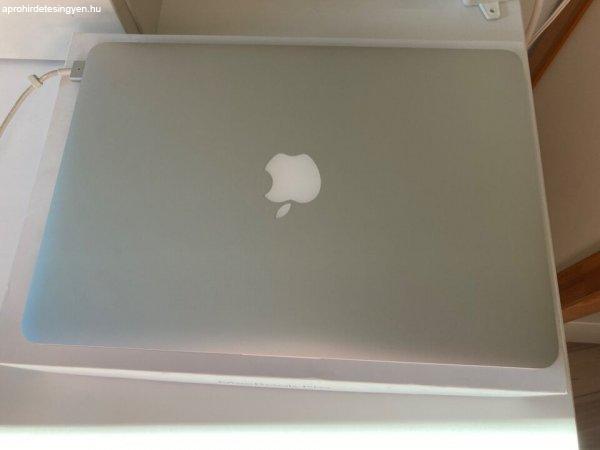 Apple MacBook Pro 13 128 GB SSD Intel i5 Dual-Core 2 70 GHz