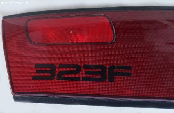 Mazda 323F hátsó lámpasor
