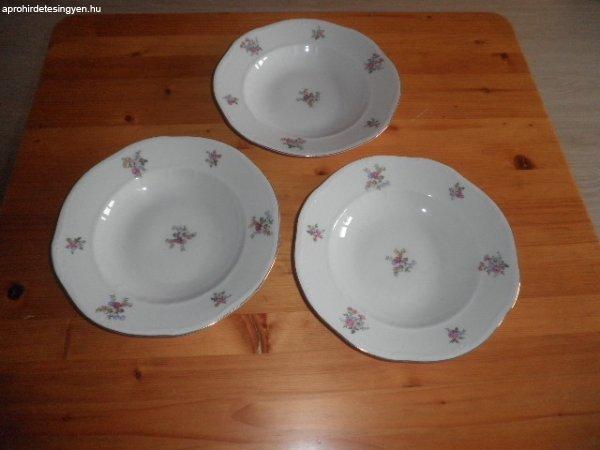 Porcelán régi tányérok