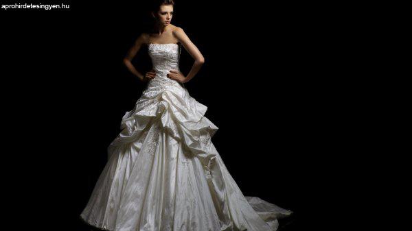 Designer menyasszonyi ruha személyre szabva!