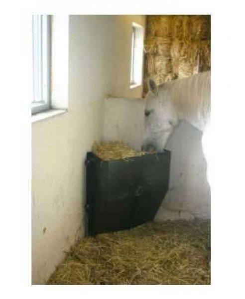 Ok-Plast Műanyag széna etetőláda 200 literes ló szarvasmarha