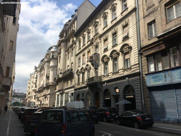 Eladó lakás Budapest, V. kerület, 	Zoltán utca