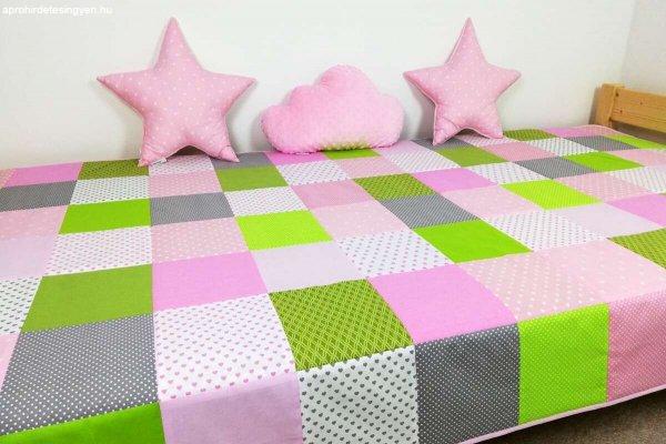 Rózsaszín-zöld patchwork ágytakaró