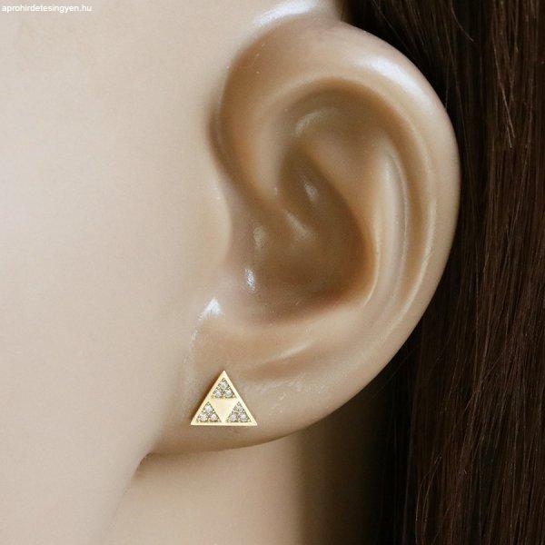 585 arany fülbevaló – fényes háromszög három kisebb háromszöggel
kivágásban, apró cirkóniák
