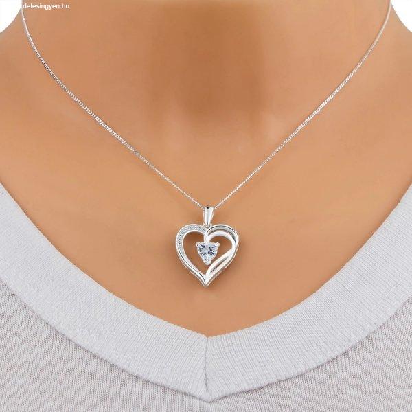  925 ezüst nyaklánc - aszimmetrikus szív, váll hasított rész, szív
cirkónia 