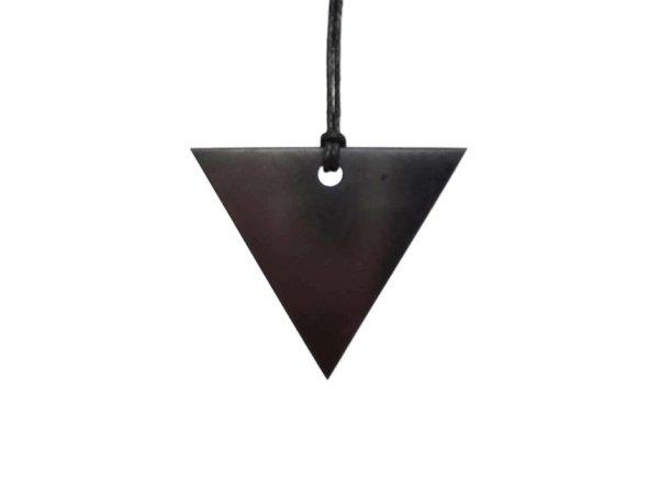 Shungit medál háromszög nő 4cm