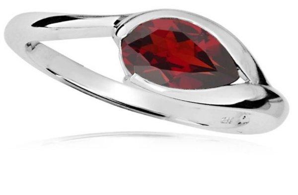 MOISS Elegáns ezüst gyűrű piros gránáttal RG000
54 mm
