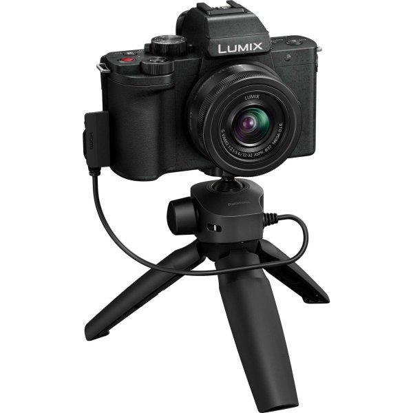 Panasonic Lumix DC-G100D Digitális fényképezőgép + H-FS 12-32 + DMW-SHGR2
KIT - Fekete