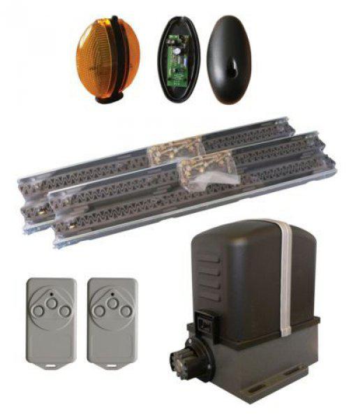  PROTECO KIT-MOVER8 - tolókapu kit, 1db MOVER8 tolókapu motor, 1db Q80S
vezérlés, beépített fixkódos rádióvevővel