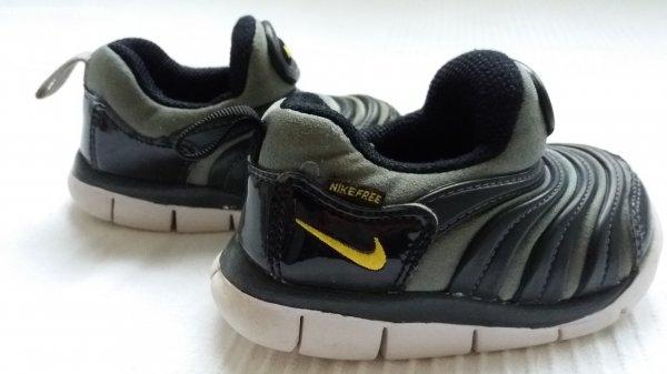 Baby Nike cipő