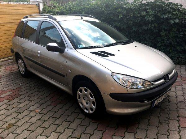 Peugeot 206  1.1 SW 106000 km!,vonóhorog,cserélhető!