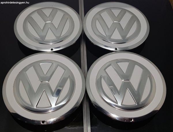 Gyári VW Up felni közép kupak 1S0601149D , 1s0.601.149.d