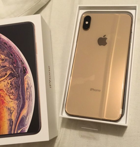 Apple iPhone XS 64GB = 400 EUR  ,iPhone XS Max 64GB = 430EUR