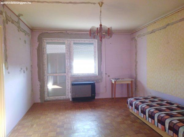 Eladó lakás Kistarcsán