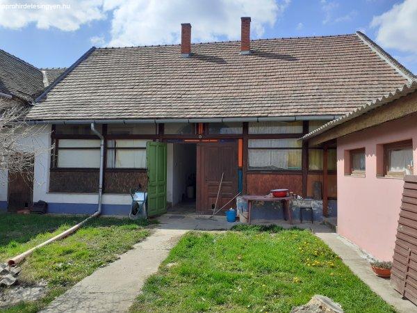 Dombóvár belvárosi családi ház eladó