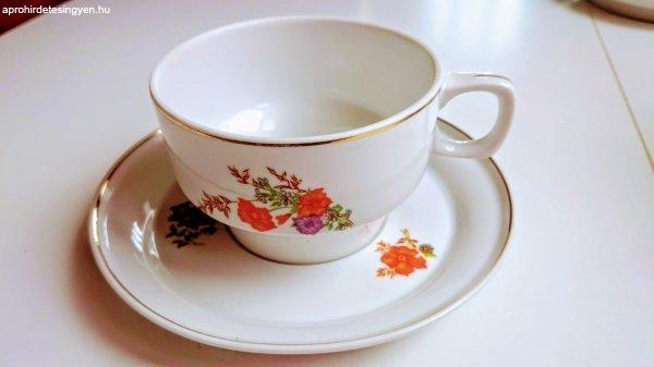 Szép Hollóházi antik porcelán teás készlet eladó.