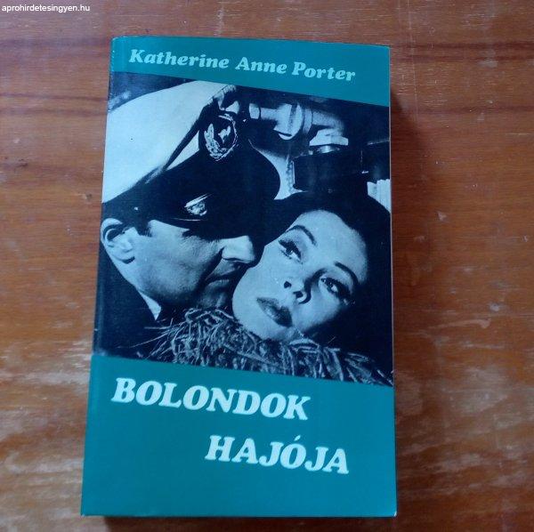 Bolondok hajója filmkönyv