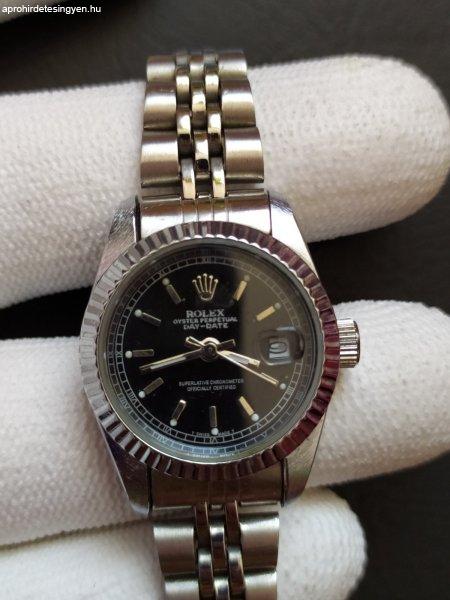 Eladó Rolex feliratú Női óra. Kép szerinti szép állapotban