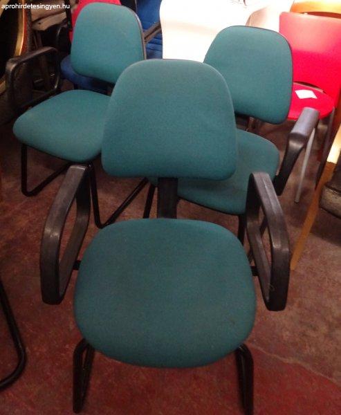 Szánkótalpas tárgyalószék, szék zöld szövettel, használt