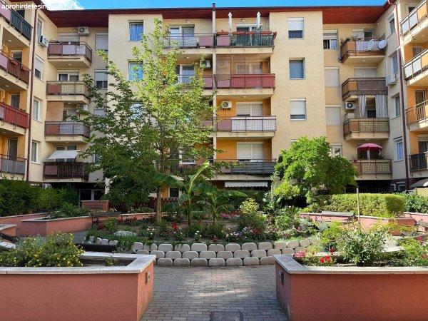 Eladó 2 szobás lakóparki lakás Budapest 18 kerület