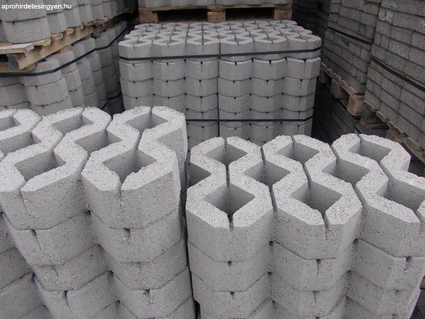 Térkövezés akciós 470 Ft-os beton gyepráccsal