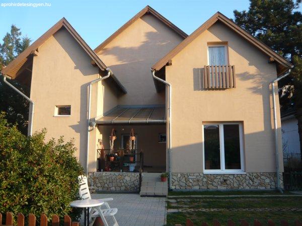Zuglói 3 lakásos családi ház eladó