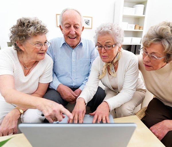 Számítógépes alapismeret időseknek, nyugdíjasoknak