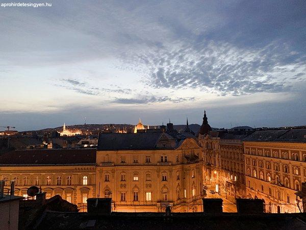 PANORÁMA, TETŐTERASZ, JAKUZZI, SZAUNA, LUXUS MINŐSÉGŰ O