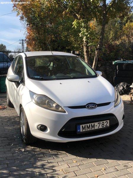 Ford Fiesta 1.4 TDCi 2011-es, 2 személyes kisteher, eladó