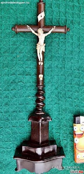 5.) Antik, ELEFÁNTCSONT Jézus Krisztus 6 cm, 27 cm-es ta