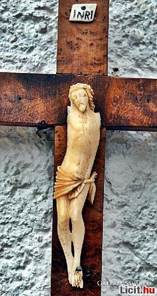 29. Antik, Elefántcsont Jézus Krisztus torzó 9.5 cm, k