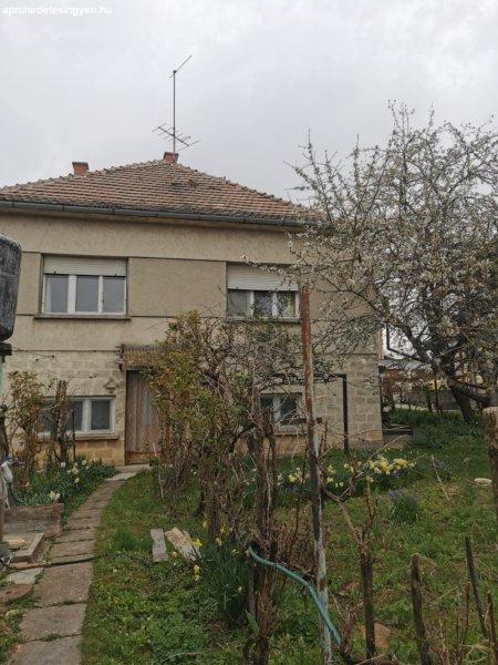 Eladó családiház Veszprémben