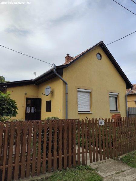 Eladó Szeghalom városban családi ház