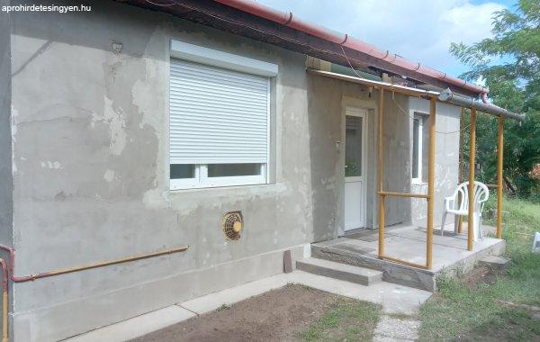 Pilis központjában kiadó lakás