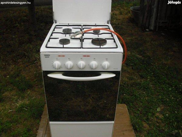 ZANUSSI PALACKOS GÁZTŰZHELY,4-ÉGŐS JÓ ÁLLAPOTBAN!!