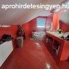 Monoron 3 szoba+2 nappalis,180 m2 csaldi hz, 550 m2 tele