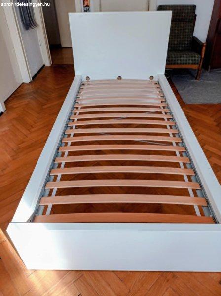 Malm ikea fehér ágykeret