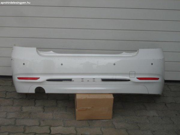 BMW 2-es F22 F23 radaros Sport hátsó lökhárító 2010-t?