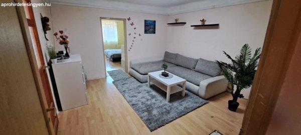 Pilisi ház bútorozva, gépesítve eladó