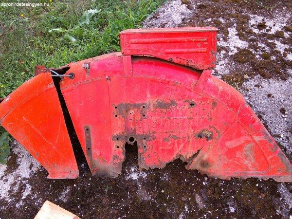 MTZ 50 traktorra,műszerfalház+ablaktőrlőmotor+nagysárv?