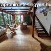 Monor kzpontban egyedi kialakts 160 m2 hz 700 m2 t