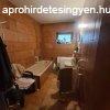 Monor kzpontban egyedi kialakts 160 m2 hz 700 m2 t