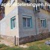 Monor kzpontban 85 m2 teljesen feljtott trsashzi l