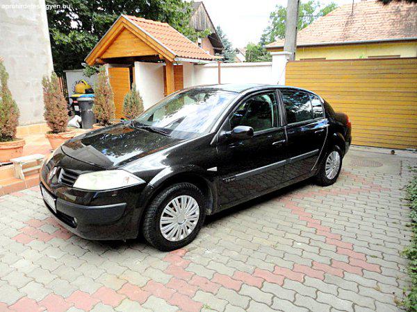 Renault Megane 1.6 16v cserélhető!