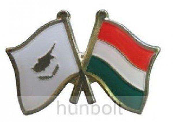 Kitűző, páros zászló Ciprus -Magyar jelvény 26x15 mm